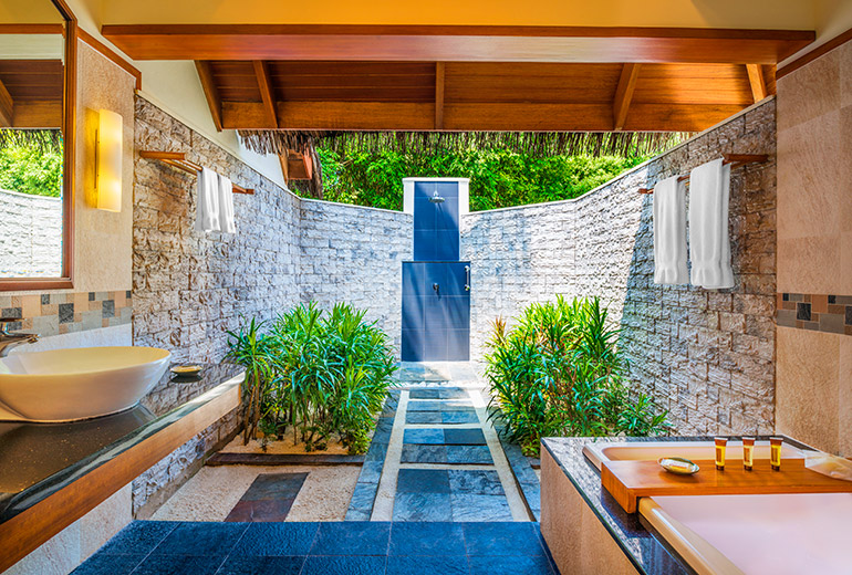 带泳池的别墅-Cottages with pool 房型图片及房间装修风格(满月岛(喜来登) Full Moon)海岛马尔代夫 